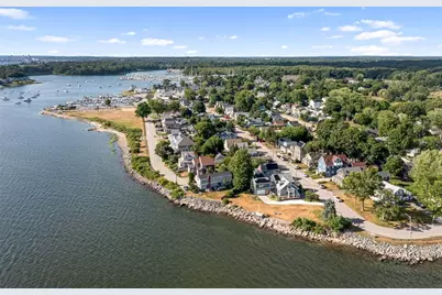 10 Blanding Avenue, Barrington, RI 02806 - Photo 39