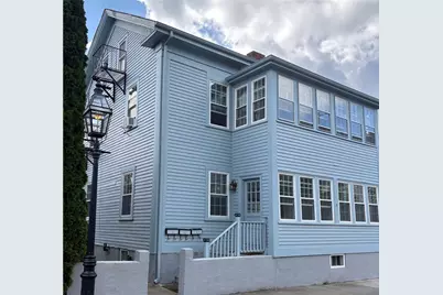 8 Bridge Street #3, Newport, RI 02840 - Photo 3
