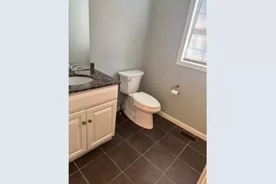 44 Lark Avenue, Cranston, RI 02920 - Photo 9