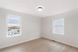 39 Douglas Ave, Providence, RI 02908 - Photo 13