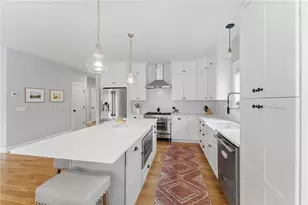 46 Somerset Cir, North Kingstown, RI 02852 - Photo 9