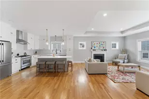 46 Somerset Cir, North Kingstown, RI 02852 - Photo 7