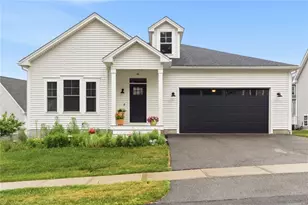 46 Somerset Cir, North Kingstown, RI 02852 - Photo 1
