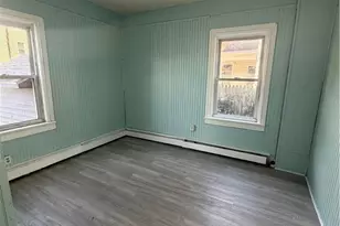 10 La Vaughn St, Providence, RI 02909 - Photo 7