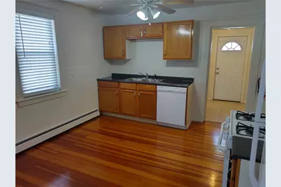 1564 Main Street, West Warwick, RI 02893 - Photo 3