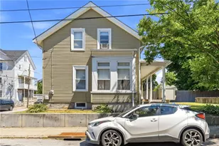 35 Woodlawn Ave, Pawtucket, RI 02860 - Photo 35