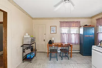 35 Woodlawn Avenue, Pawtucket, RI 02860 - Photo 19