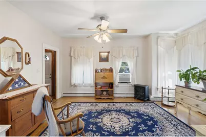35 Woodlawn Avenue, Pawtucket, RI 02860 - Photo 7