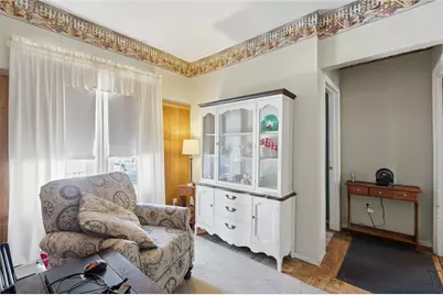 35 Woodlawn Avenue, Pawtucket, RI 02860 - Photo 11