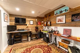 25 Hickory Ln, Westerly, RI 02891 - Photo 31