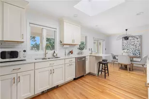 104 Kay Blvd, Newport, RI 02840 - Photo 13