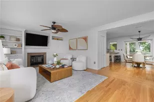 104 Kay Blvd, Newport, RI 02840 - Photo 5