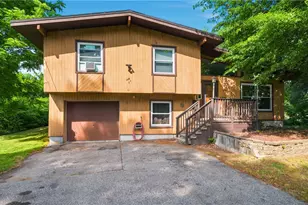 36 Wentworth St, North Providence, RI 02904 - Photo 37