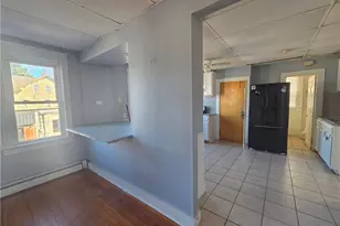 2 Gansett Ave, Cranston, RI 02920 - Photo 5