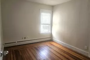 256 Japonica St, Pawtucket, RI 02860 - Photo 11