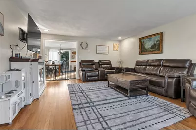 62 Canonchet Trail, Cranston, RI 02921 - Photo 3