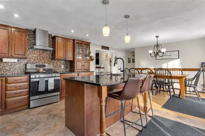 62 Canonchet Trail, Cranston, RI 02921 - Photo 15