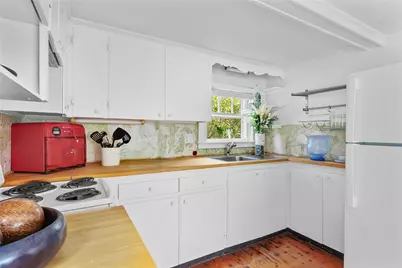 12 Atlantic Avenue, Portsmouth, RI 02871 - Photo 11