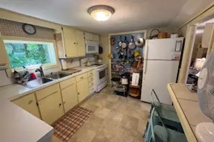 3 Fowler St, Jamestown, RI 02835 - Photo 13
