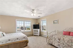 980 Matunuck Beach Rd, South Kingstown, RI 02879 - Photo 39