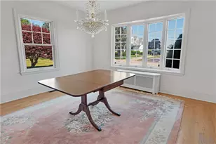 7 Jenckes Ct, Narragansett, RI 02882 - Photo 11