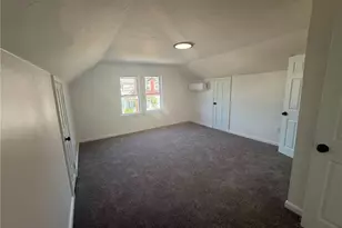 17 Middleton St, Providence, RI 02909 - Photo 13