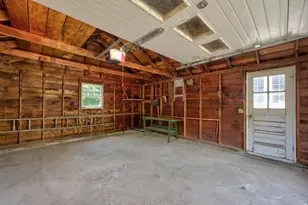83 South Ave, Tiverton, RI 02878 - Photo 13
