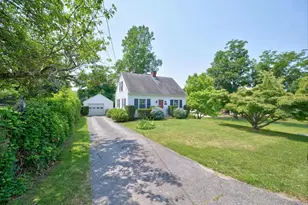 83 South Ave, Tiverton, RI 02878 - Photo 7