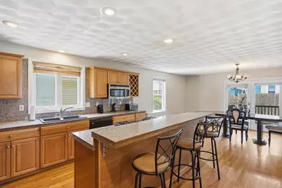 133 Sandringham Avenue, Providence, RI 02908 - Photo 13