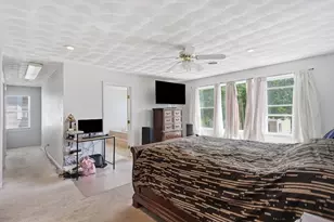 133 Sandringham Ave, Providence, RI 02908 - Photo 19