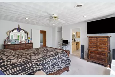 133 Sandringham Avenue, Providence, RI 02908 - Photo 21