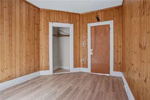 913 Social St, Woonsocket, RI 02895 - Photo 9