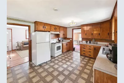 91 Pepin Street, West Warwick, RI 02893 - Photo 9