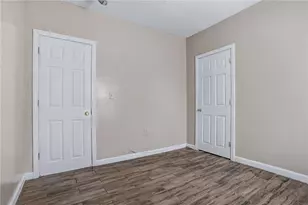 6 Bloomingdale Ave, Pawtucket, RI 02860 - Photo 9