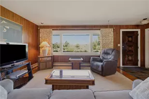 25 Westport Harbor Rd, Little Compton, RI 02837 - Photo 11