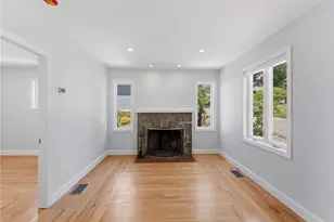 197 Grand View Dr, Warwick, RI 02886 - Photo 11