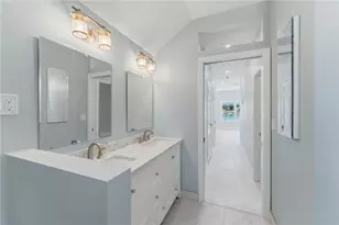 197 Grand View Dr, Warwick, RI 02886 - Photo 17