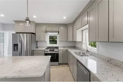 197 Grand View Drive, Warwick, RI 02886 - Photo 9