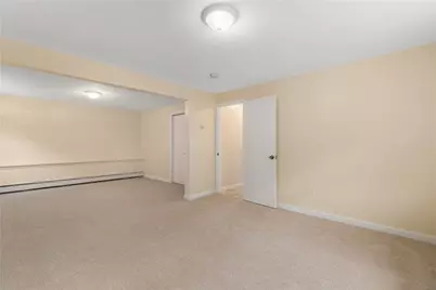 94 Ridgewood Road, Middletown, RI 02842 - Photo 21
