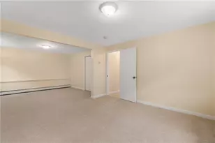 94 Ridgewood Rd, Middletown, RI 02842 - Photo 21