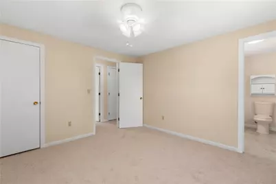 94 Ridgewood Road, Middletown, RI 02842 - Photo 13