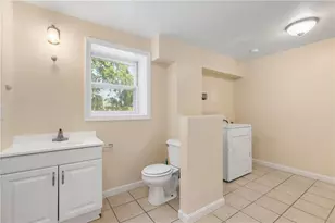 94 Ridgewood Rd, Middletown, RI 02842 - Photo 25
