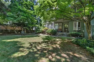 45 Hazard Ave, Providence, RI 02906 - Photo 3