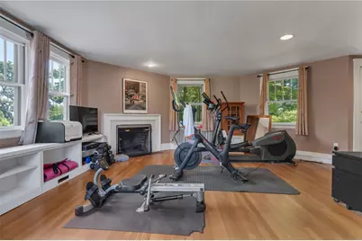 45 Hazard Avenue, Providence, RI 02906 - Photo 25