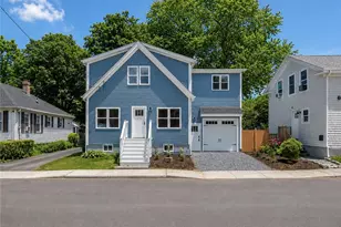 31 Prescott Hall Rd, Newport, RI 02840 - Photo 1