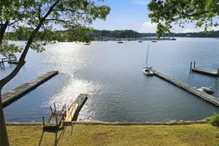 265 Grand View Dr, Warwick, RI 02886 - Photo 1