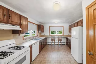 265 Grand View Dr, Warwick, RI 02886 - Photo 39