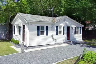 69 Kenway Ave, Warwick, RI 02889 - Photo 3