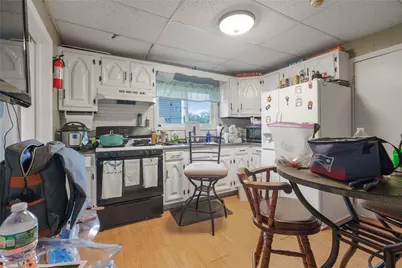 39 Highland Street, Pawtucket, RI 02860 - Photo 3