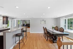 10 Stirling Dr, Glocester, RI 02857 - Photo 9